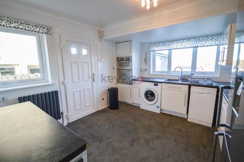 2 bedroom semi-detached house for sale, Chandos Crescent, Killamarsh, Sheffield, S21