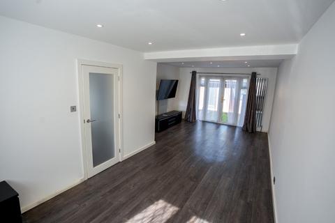4 bedroom semi-detached house for sale, Windsor Road, Slough, Berkshire, SL1