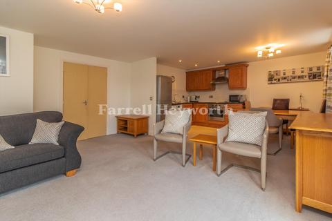 2 bedroom flat for sale, Greenside, Preston PR4