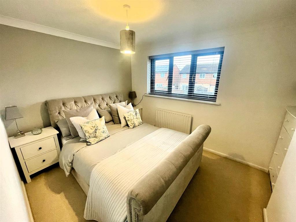 Bedroom 2 .jpeg