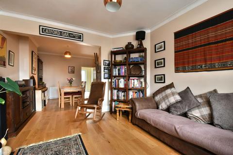 3 bedroom end of terrace house for sale, Lutwyche Road, London, SE6 4EP