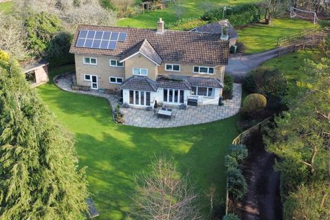 5 bedroom detached house for sale, Baunton Lane, Cirencester, Gloucestershire, GL7