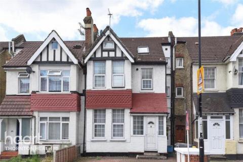 Melfort Road, Thornton Heath