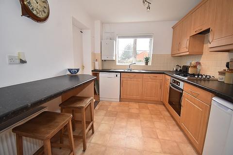 8 Etonhurst Close, Exeter, EX2 7QZ