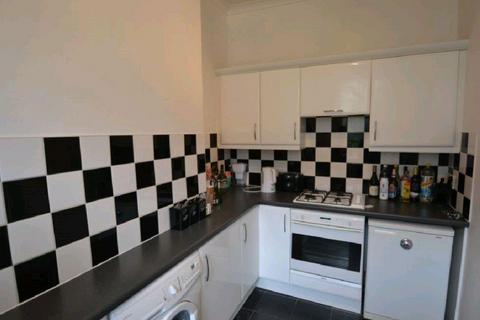 2 bedroom flat to rent, Iverson Road, West Hampstead NW6