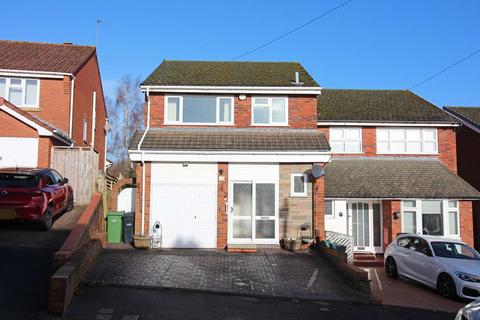 The Rise, Kingswinford DY6