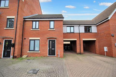 3 bedroom terraced house for sale, Ron Hill Road, Queens Hill, Costessey