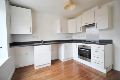 undefined, Ron Hill Road, Queens Hill, Costessey
