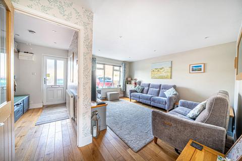 19 Barra Close, Oakley, Basingstoke, RG23 7ND
