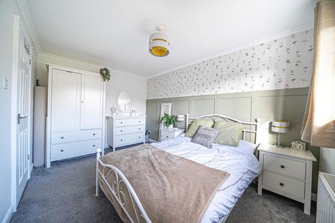 19 Barra Close, Oakley, Basingstoke, RG23 7ND