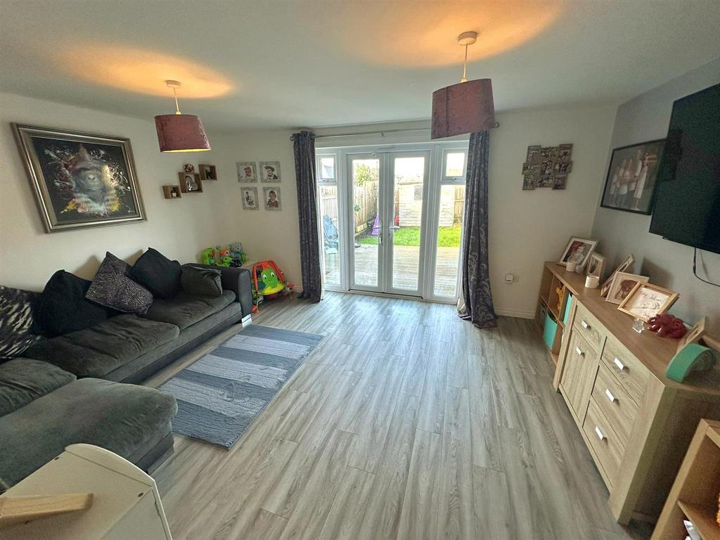 Sitting room.jpg