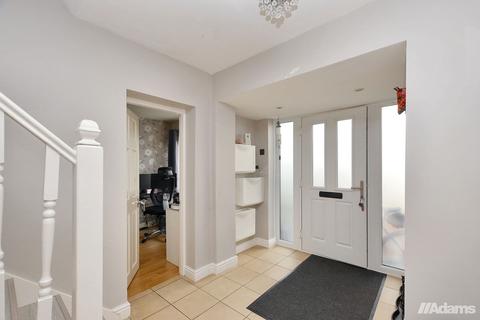 3 bedroom semi-detached house for sale, Claverton Close, Higher Runcorn