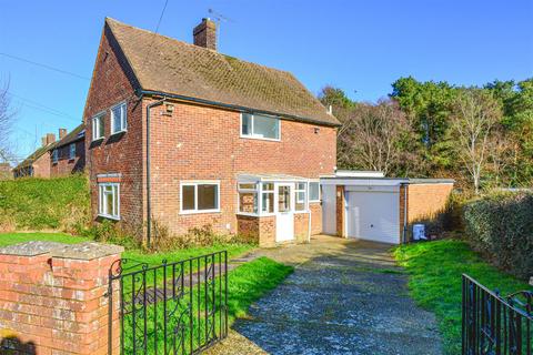 3 bedroom end of terrace house for sale, Darvel Down, Netherfield,