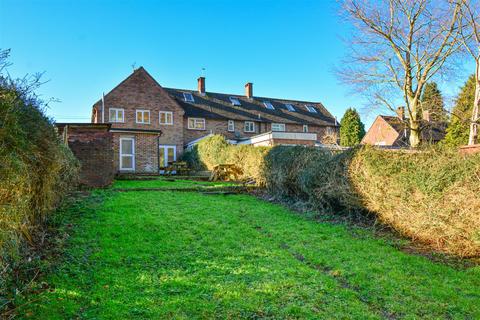 3 bedroom end of terrace house for sale, Darvel Down, Netherfield,