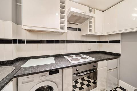 1 bedroom flat for sale, Queensway, Southampton, Hampshire, SO14