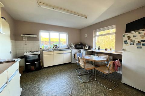 4 bedroom bungalow for sale, Hackleys Lane, East Wellow, Romsey, Hampshire, SO51