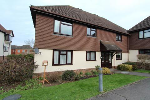 2 bedroom retirement property for sale, Hilltop Close, Rayleigh