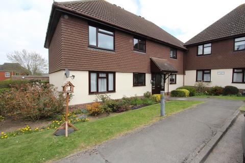 2 bedroom retirement property for sale, Hilltop Close, Rayleigh