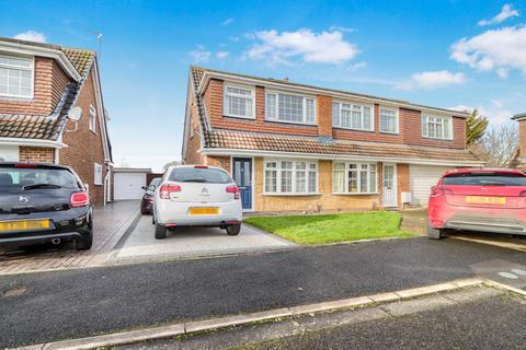 3 bedroom semi-detached house for sale, Armadale Close, Fairfield