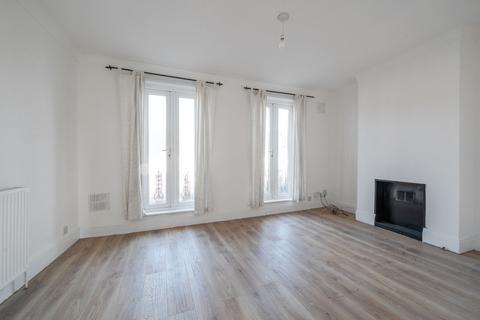 2 bedroom apartment for sale, Forest Road, London