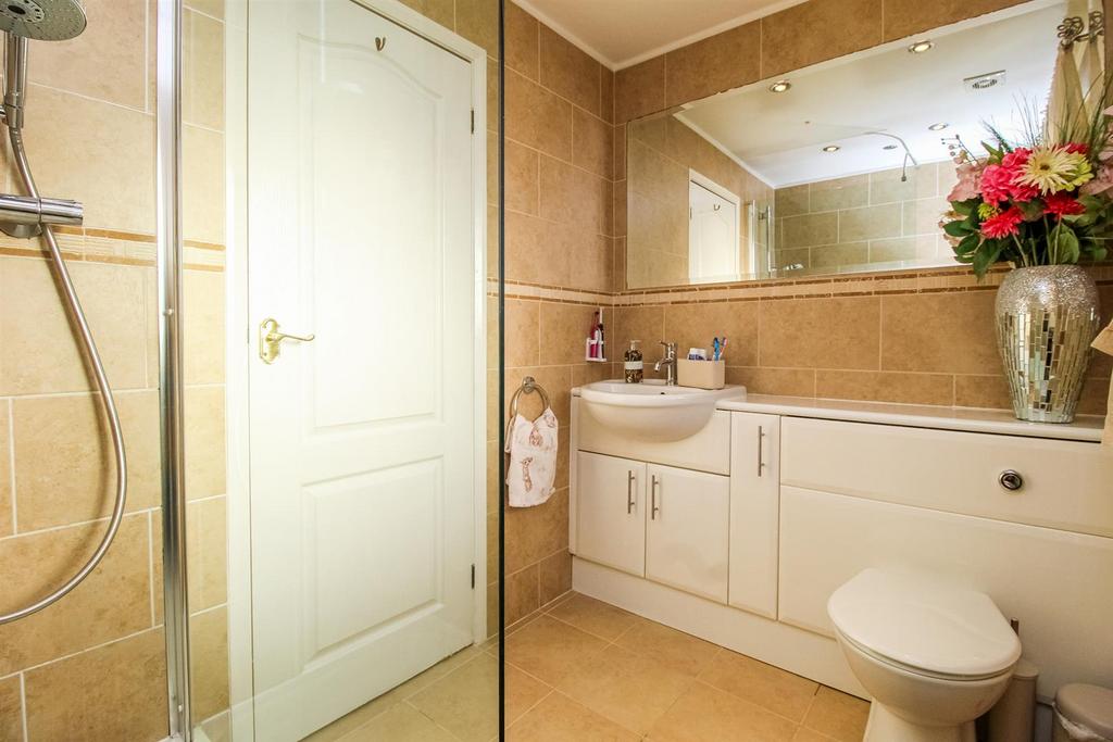 House shower room/w.c.