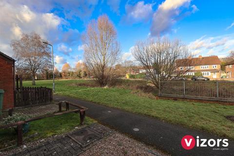 1 bedroom maisonette for sale, Beech Tree Close, Batchley, Redditch