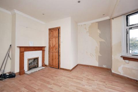 10 Garden Road, Folkestone, CT19 5RB
