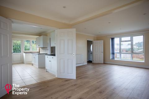 32 Bulkeley Avenue, Windsor, SL4 3LT