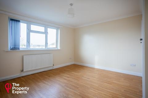 32 Bulkeley Avenue, Windsor, SL4 3LT