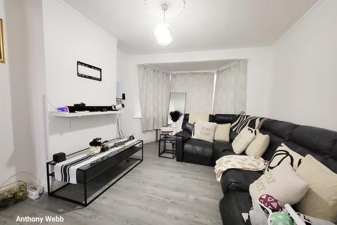 3 bedroom terraced house for sale, Harrington Terrace, Edmonton, London N18