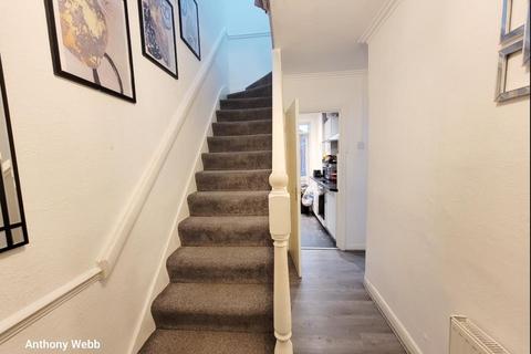 3 bedroom terraced house for sale, Harrington Terrace, Edmonton, London N18