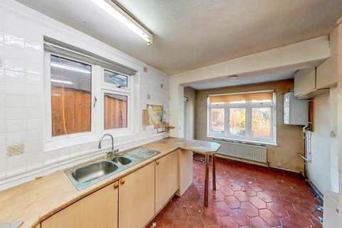 25 Pearcroft Road, London, E11 4DP