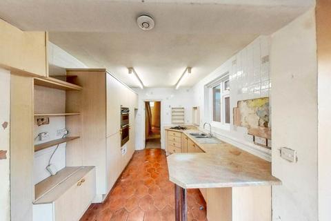 25 Pearcroft Road, London, E11 4DP