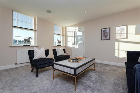 3 bedroom end of terrace house for sale, Quinn Court, Lanark