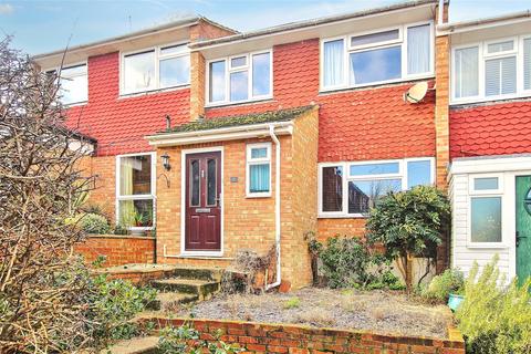 3 bedroom terraced house for sale, Robin Hood Close, Woking GU21