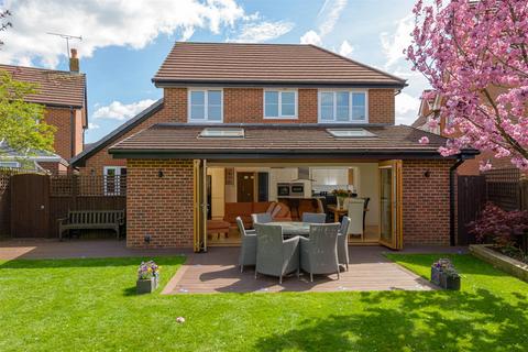 4 bedroom detached house for sale, Kensington Drive, Willaston, Nantwich