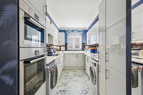 1 bedroom flat for sale, Huntsmore House, Pembroke Road, London, W8