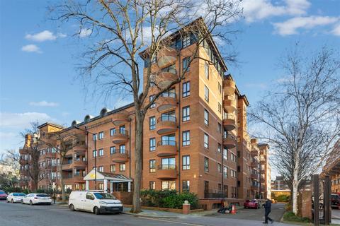 1 bedroom flat for sale, Huntsmore House, Pembroke Road, London, W8