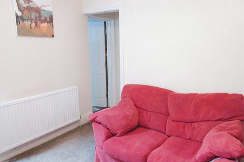 4 bedroom terraced house to rent, Filey Road, Fallowfield, M14