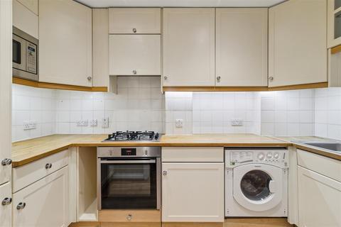 3 bedroom apartment to rent, St George's Square, Pimlico, SW1V