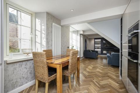 118a High Street, Dalkeith, EH22 1HZ