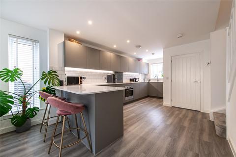 20 Chilvers Way, Northfleet, Gravesend, DA11 8GE