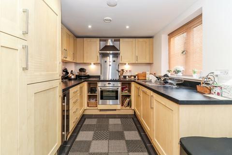 2 bedroom flat for sale, Wharf Way, Hunton Bridge, WD4