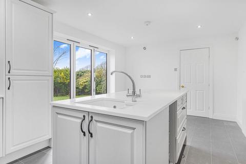 3 Becket Close, Sutton Coldfield, B74 4XP