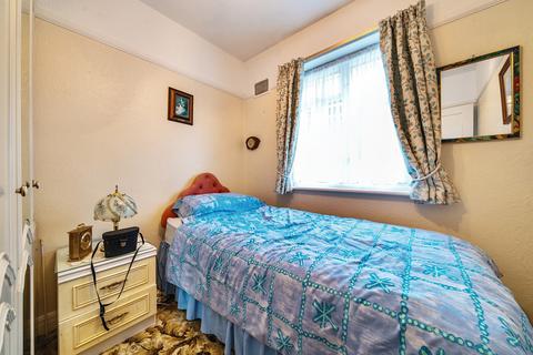 40 Cardinal Road, Ruislip, HA4 9QD