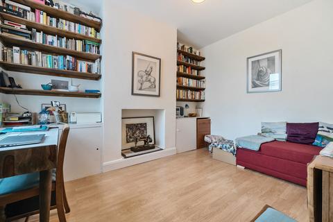 2 bedroom house for sale, Barlborough Street, London