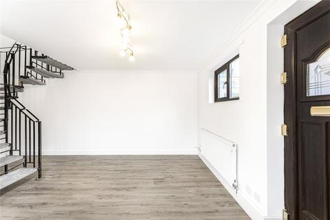 1 bedroom end of terrace house to rent, Tiller Road, London, E14