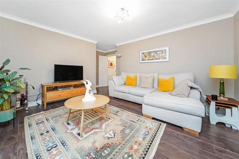 2 bedroom apartment for sale, The Ridgeway, London E4