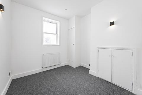 2 bedroom ground floor flat for sale, Bristol Road, Brighton, BN2