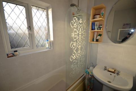 57 Astral Close, Lower Stondon, Henlow, SG16 6EL